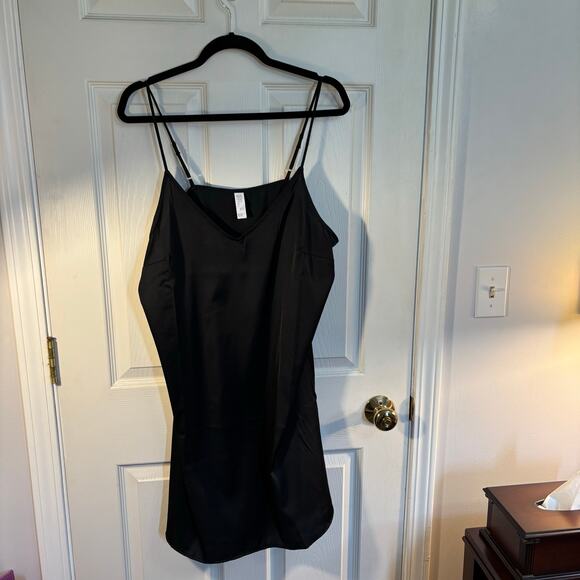 Stars Above Black Camisole V-Neck Pajama Gown, Sz L - Picture 1 of 7